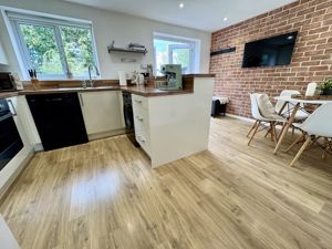 Open Plan Dining Kitchen- click for photo gallery